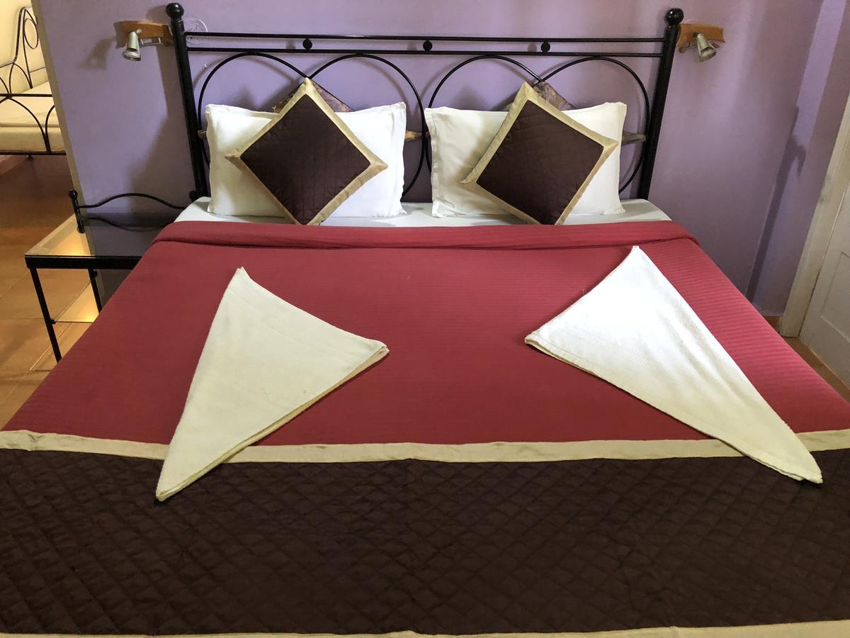 Libton Manor Hotel Candolim Bagian luar foto